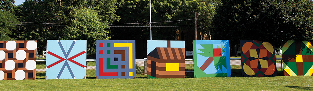 variety of barn quilts