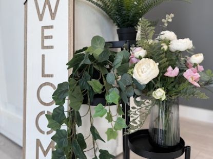 welcome sign in spa